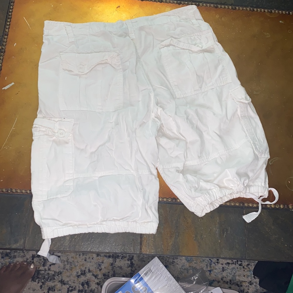 Drawstring Cargo Shorts - Picture 2 of 3